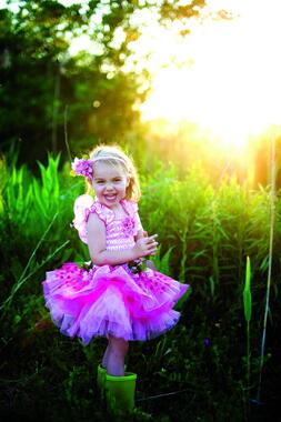 Kolli: 1 Fairy Blooms Deluxe Dress, Wings, & HB, Pink, Size 5-6