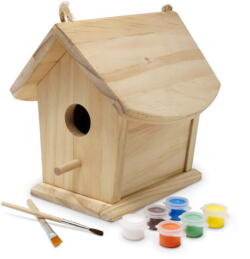 Kolli: 1 Birdhouse - w/paint