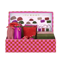 Kolli: 1 Presentation Box - Little secrets bags