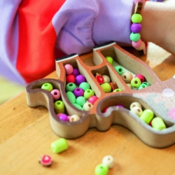 Kolli: 6 Wooden bead set