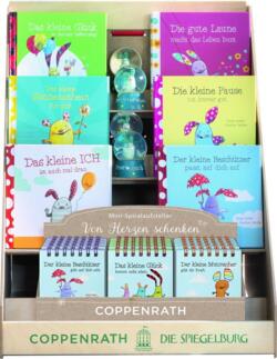 Kolli: 1 Wooden stairdisplay, 3 shelves (shop decoration) character non-related  I love cats & dogs