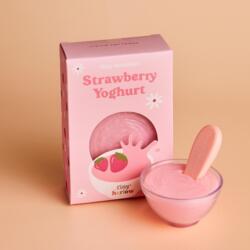 Kolli: 4 Strawberry Yogurt Cereal Bowl