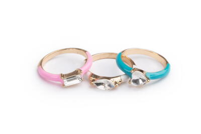 Kolli: 6 Boutique Chic Crystal Cool Rings, 3 Pcs
