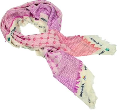 Kolli: 1 Scarf St. Tropez