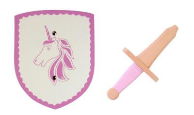 Kolli: 1 Isolde – shield/sword, light pink