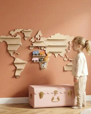 Kolli: 1 World Map Animal Shelf